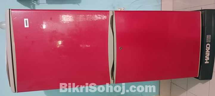 ফ্রীজ